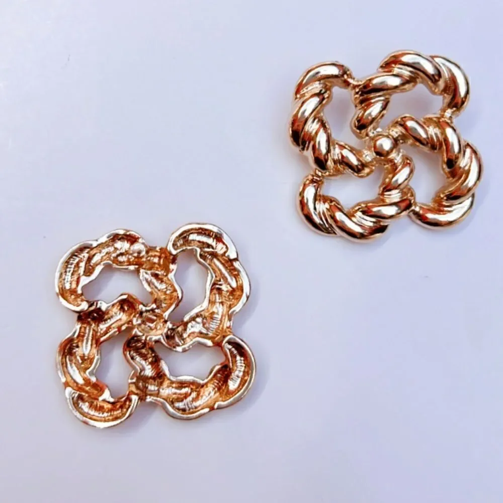 Geo twist earrings A101